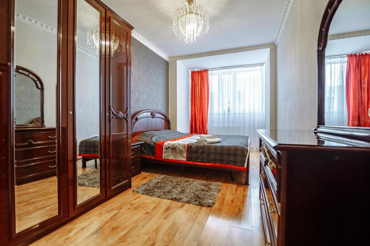Two Bedroom Apartment On Syganak Street 64-1 阿斯坦纳 外观 照片